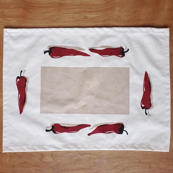 Pier 1 Chili Peppers Placemats Set of 2 Cotton Fabric 14" x 20" Beige Cream Red - Picture 4 of 10